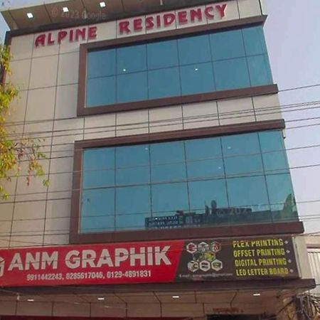 Hotel O Alpine Residency Фаридабад Экстерьер фото
